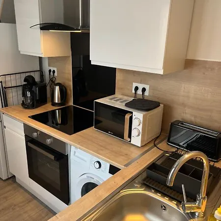 Le Cocon Moulinois, Proche Gare Avec Services By Primo C0nciergerie Apartment